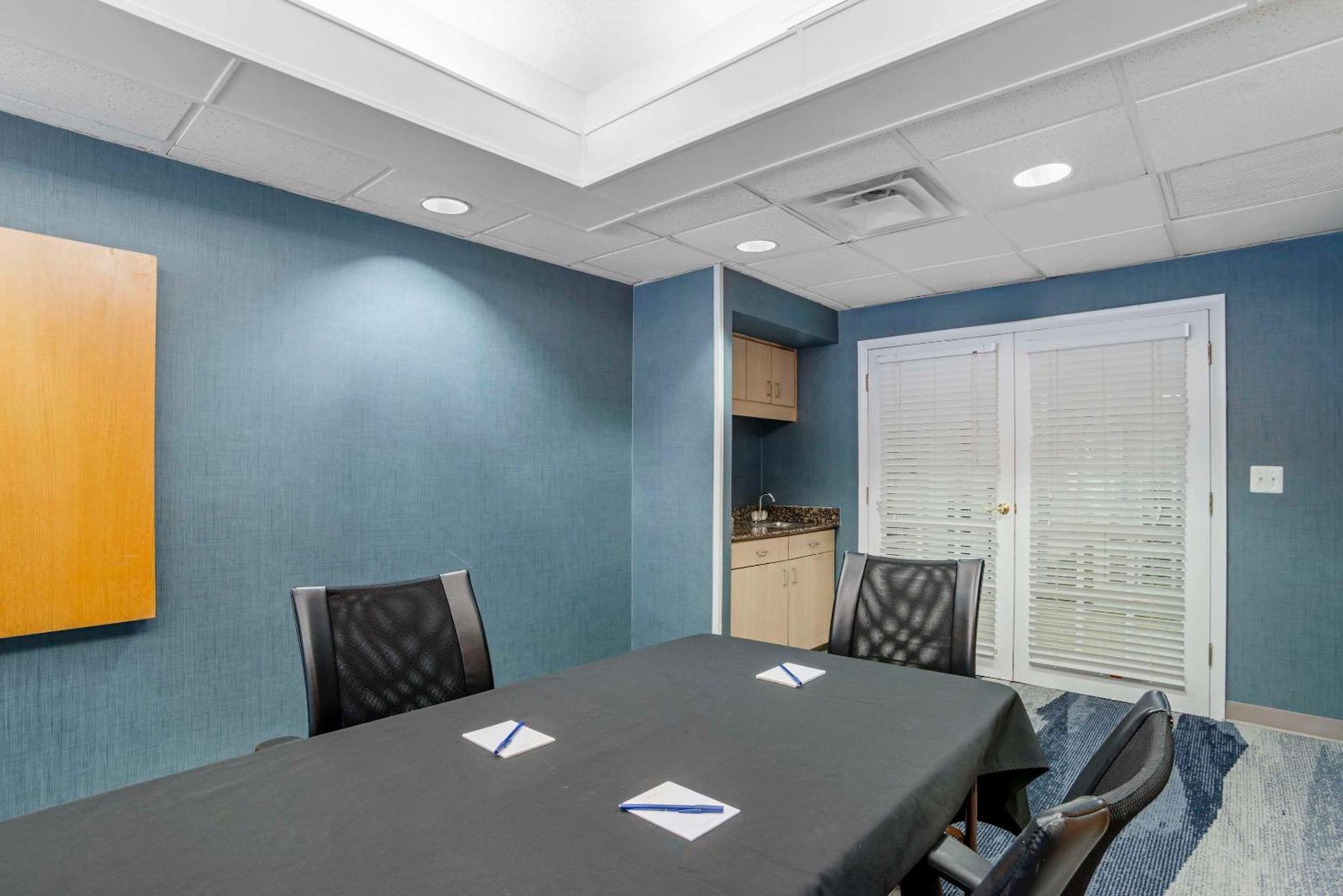 Comfort Suites Gastonia - Charlotte מראה חיצוני תמונה