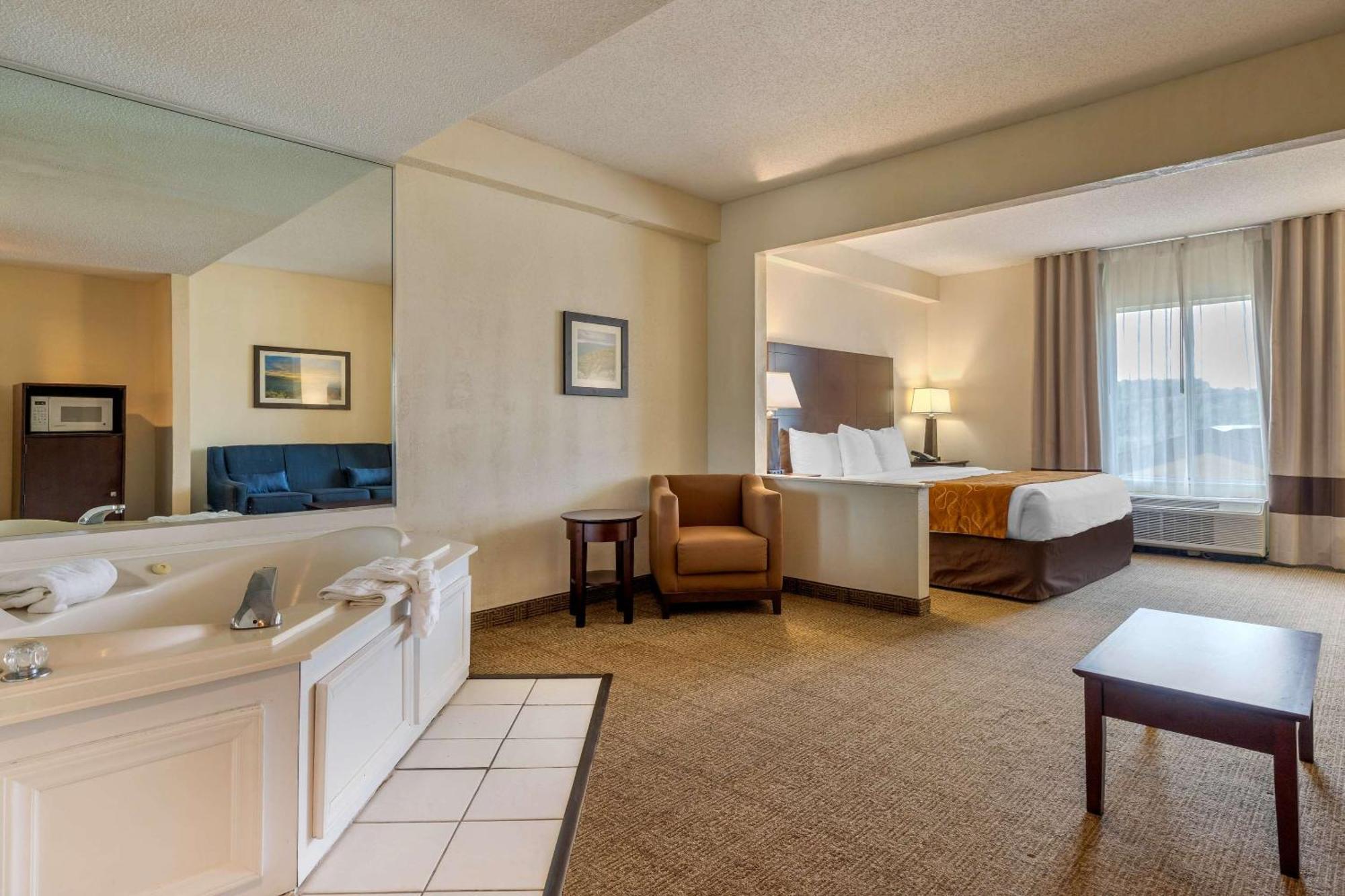 Comfort Suites Gastonia - Charlotte מראה חיצוני תמונה